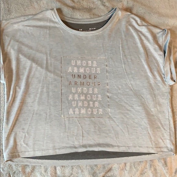 Under Armor Crop Top - Picture 1 of 4